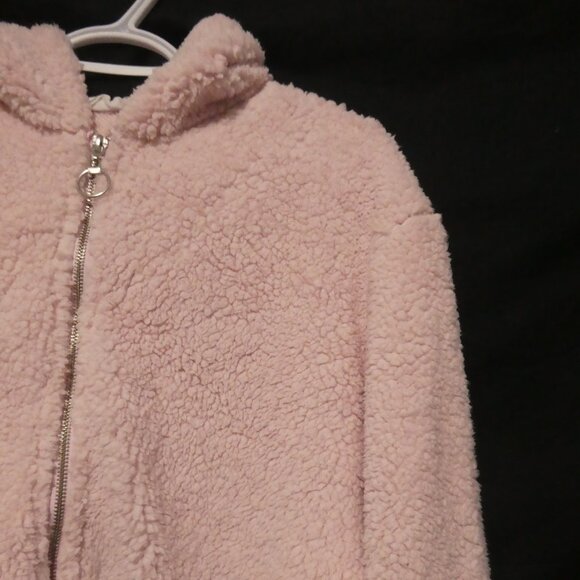 WEEKEND EDITION | small | Light Pink Hooded Teddy Jacket | Loop Zip Pull | GUC - Picture 6 of 16
